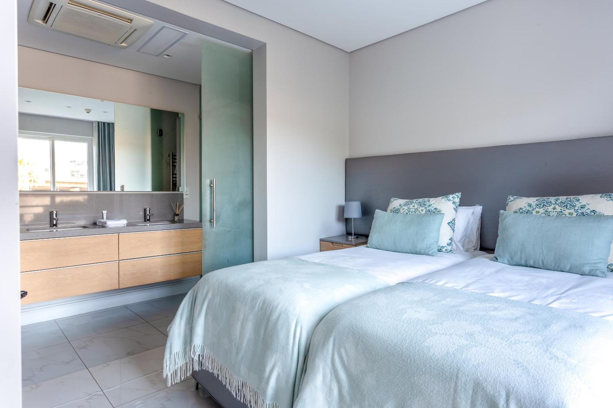 Atlantic Marina Apartment Cape Town Bagian luar foto